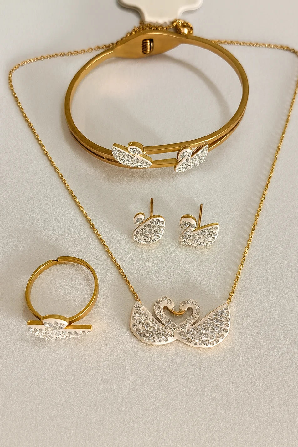 Swan Set | 4 Pieces