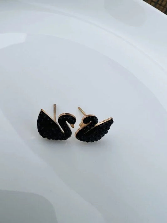 Swan Studs | Black