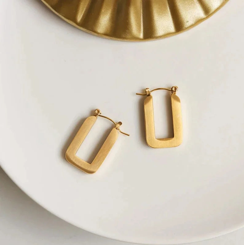 U Earrings